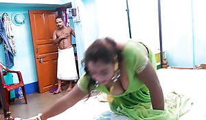 SEXY MALLU BIG BOOBS BHABI DOING WORK IN HOME, DEBORJI DON'T CONTROL HIMSELF TO SEEING HER, BIG BOOBS MALLU BHABI