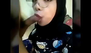 Bokep Indonesia - Jilbab Oral sex -  porn gonzo bitvideo ukhtinakal