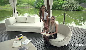 Private giving out nearby Tina Kay and Florane Russell - itsPOV