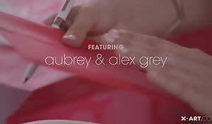 Alex Grey & Aubrey Star - Lesbian Intercourse